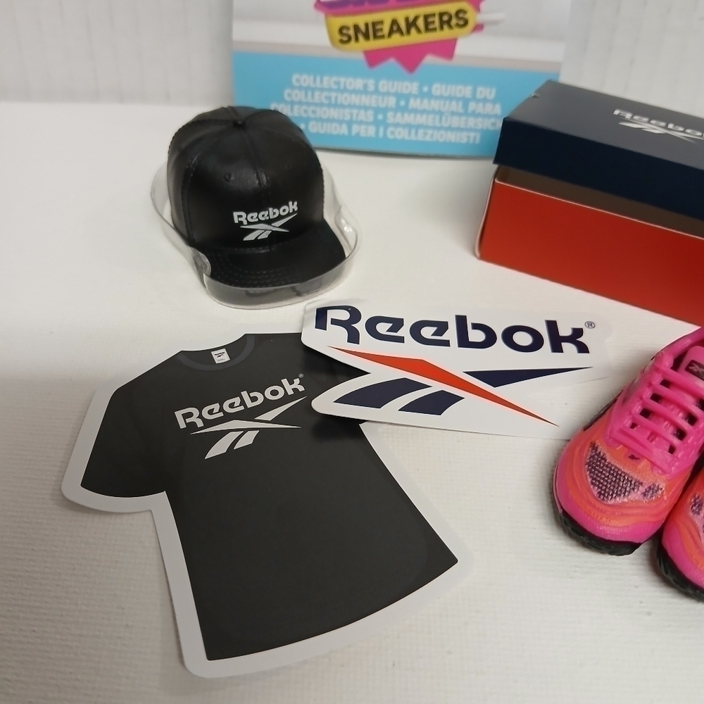Zuru Mini Brands Sneakers Hot Pink Reebok - Picture 2 of 7
